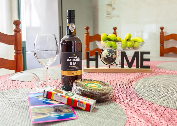 Estrela House I Madeira カリェタ